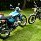 Suzuki GT 750 J und Kawasaki H 2 B